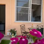 Tiny House Naxos Penzion 3*